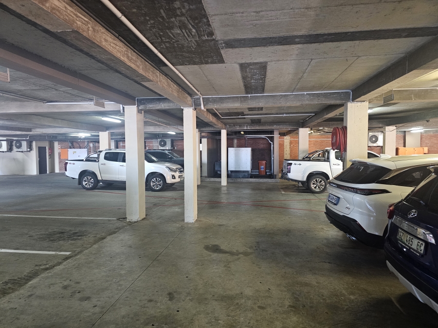 To Let commercial Property for Rent in Vincent Eastern Cape